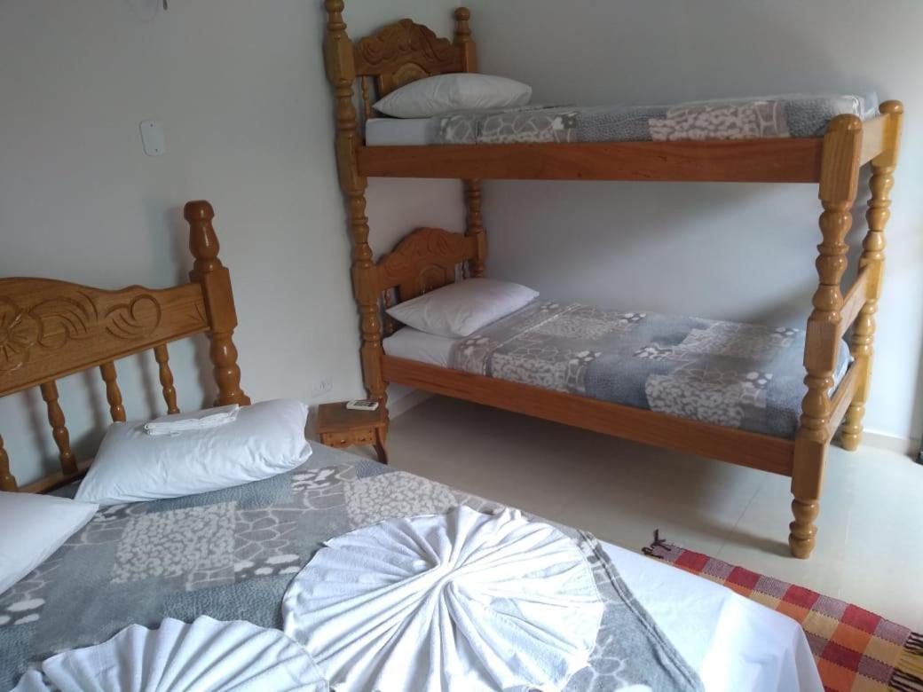 Quadruple Room with Private Bathroom,725823916:JPEG